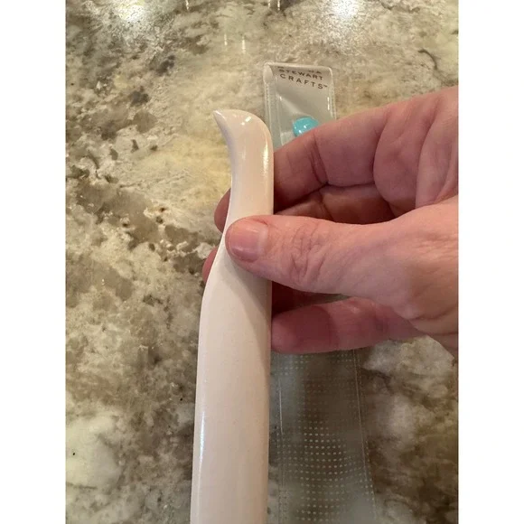 Martha Stewart Crafts Bone Folder Paper Creasing Tool w Storage Sleeve White Q3 - Picture 5 of 6